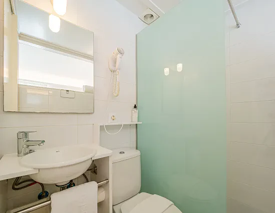 Double Room with Balcony and Side sea view