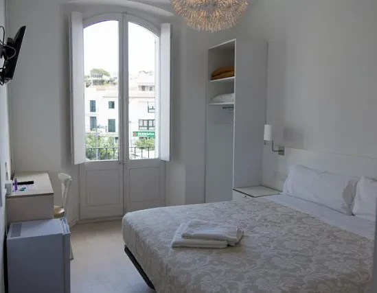 Habitació Doble Superior amb terrassa i vista lateral al mar