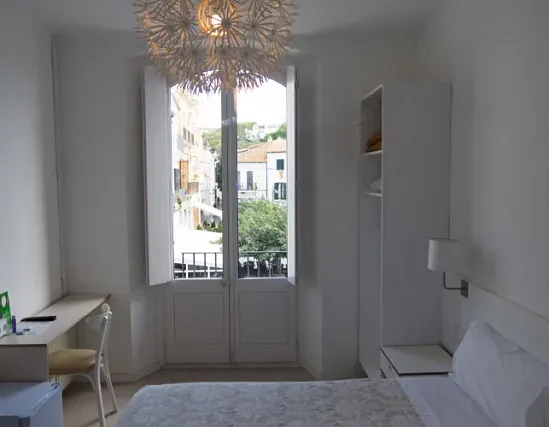 Habitació Doble Superior amb terrassa i vista lateral al mar