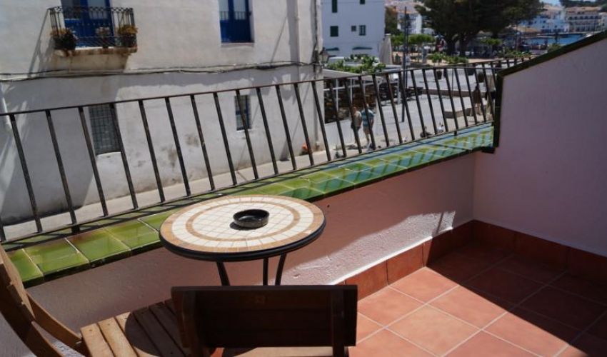 Chambre avec terrace et vue mer latérale